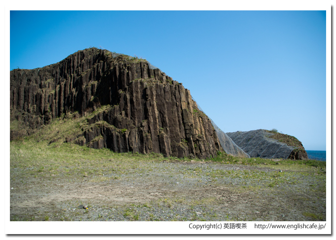 日浦洞門の柱状節理の絶壁へ到達（北海道函館市）