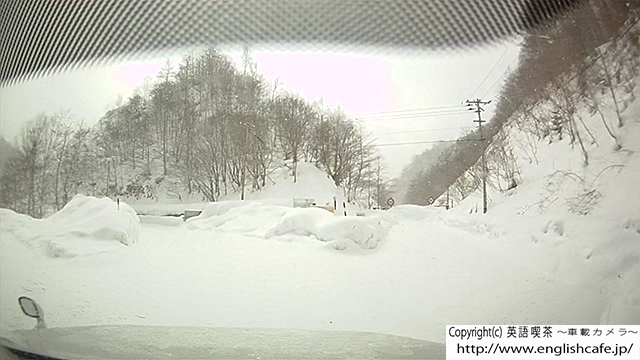 雪景色の駒ヶ岳ダムへ（北海道森町の鳥崎渓谷八景）