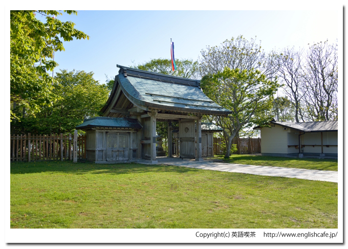 金刀比羅神社（北海道根室市）、社殿側から見る正神門
