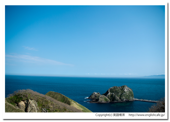 武井の島展望台と武井の島、別視点（北海道函館市）