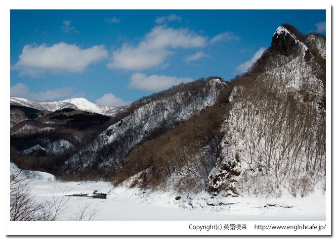 新中野ダムとダム湖（北海道函館市）
