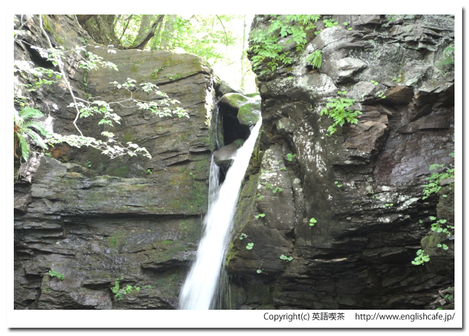 鳴神の滝、鳴神の滝をアップで（北海道岩内町）