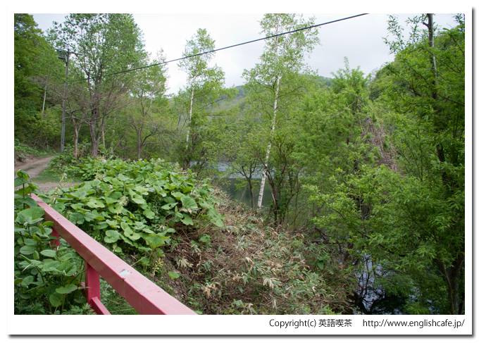 常盤ダムのダム湖の先（北海道赤井川村）