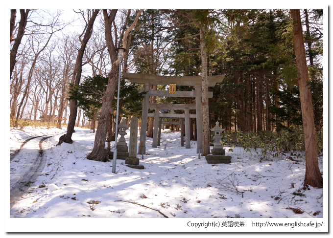 内浦神社、最初の鳥居前から（北海道茅部郡森町）