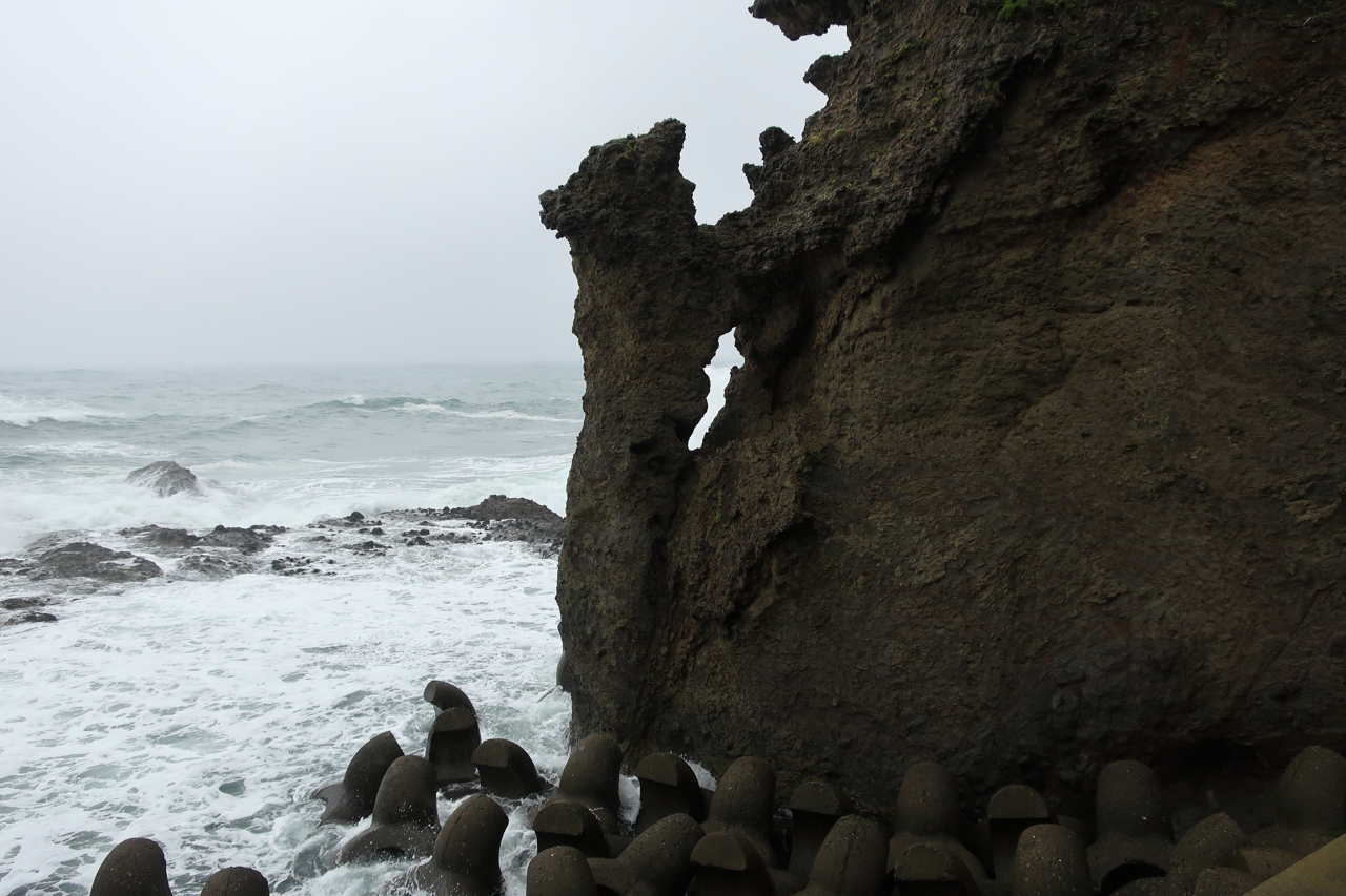 親子熊岩（北海道せたな町）